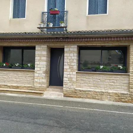 Appartement Moderne Dans Village De Charme Salviac Exterior photo
